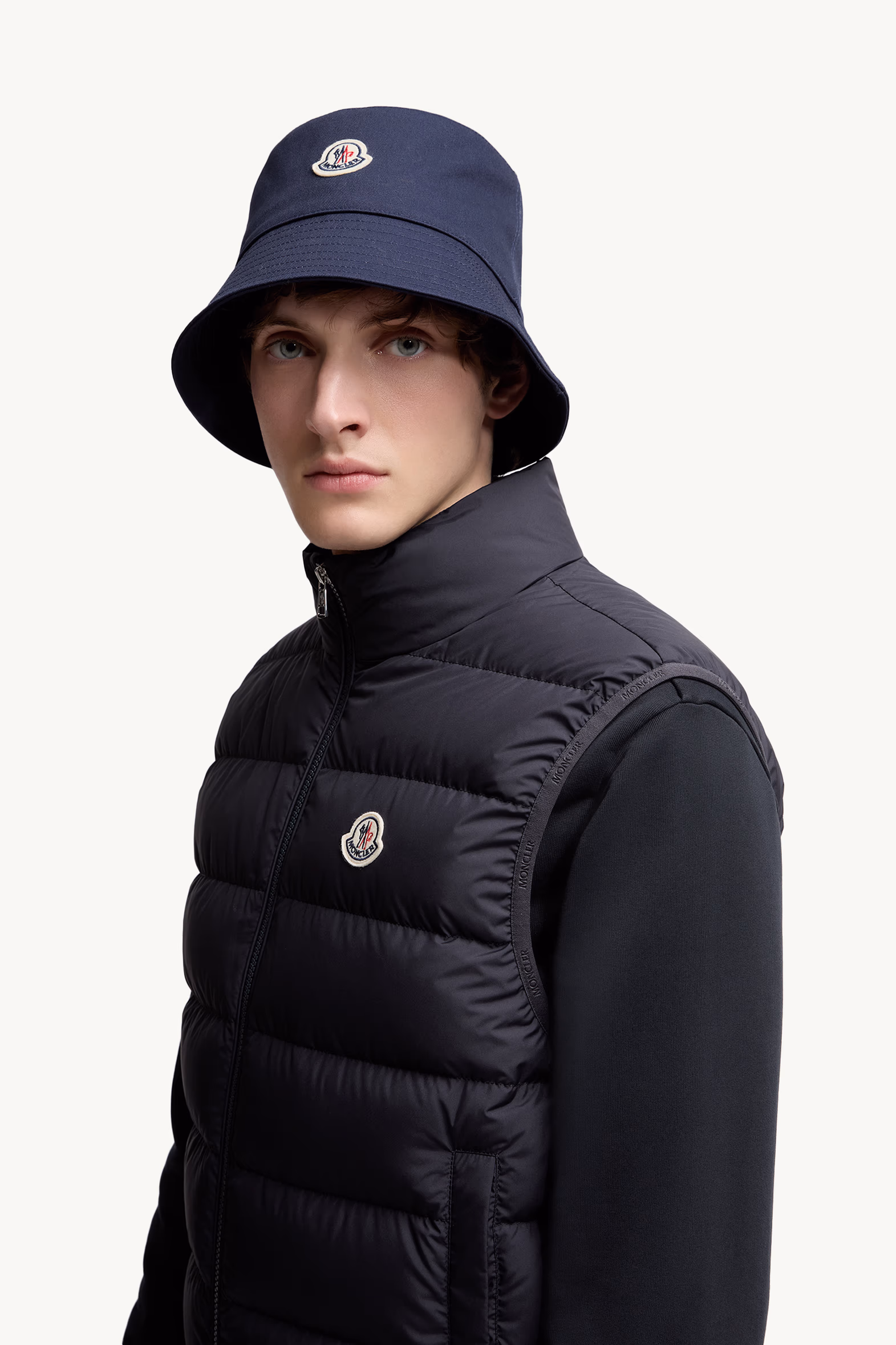 Contrin Down Vest Men Navy Blue Moncler 4